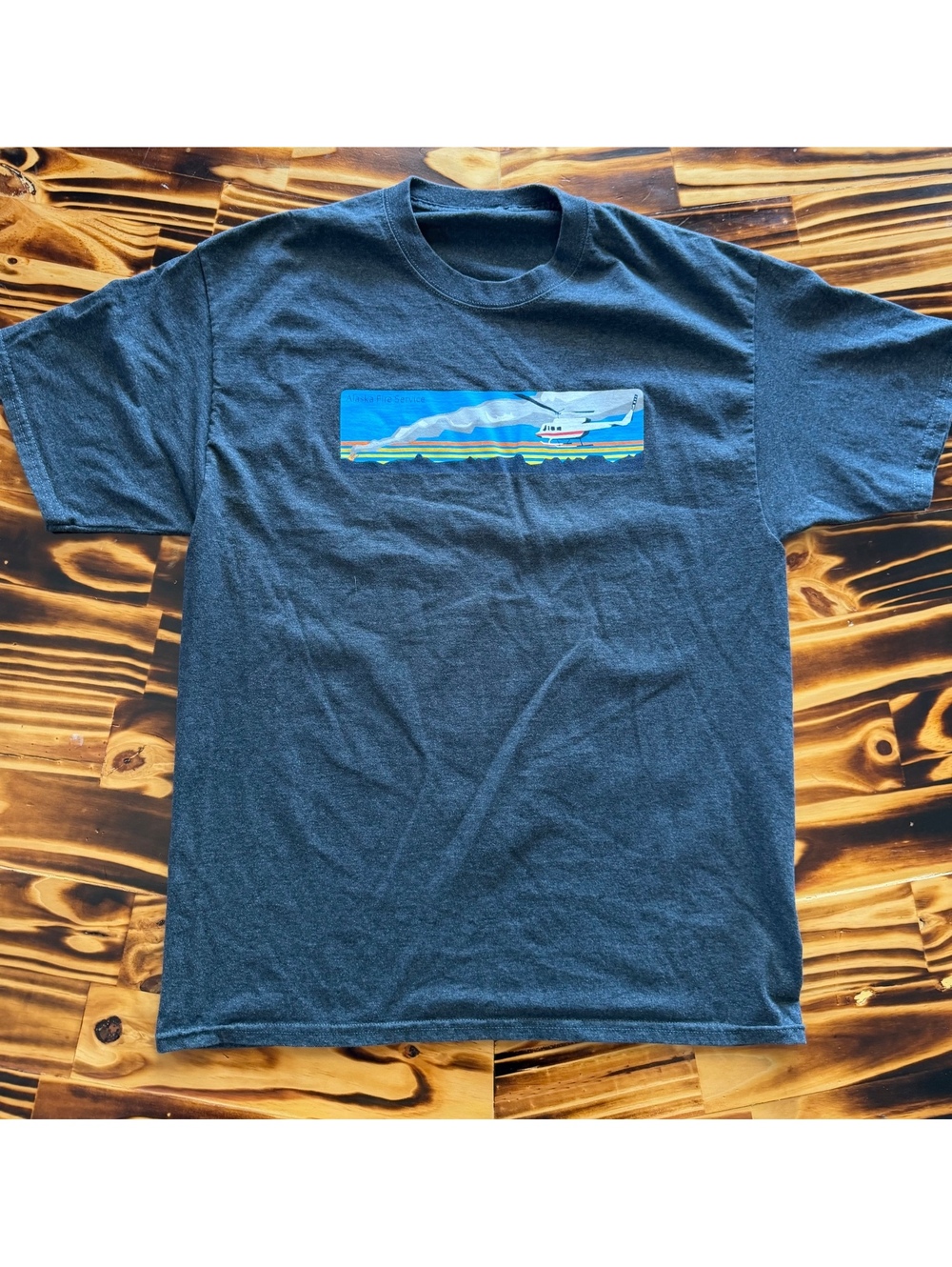 Gildan Men's Large Charcoal Graphic T-Shirt with Alaska Fire Service Helicopter